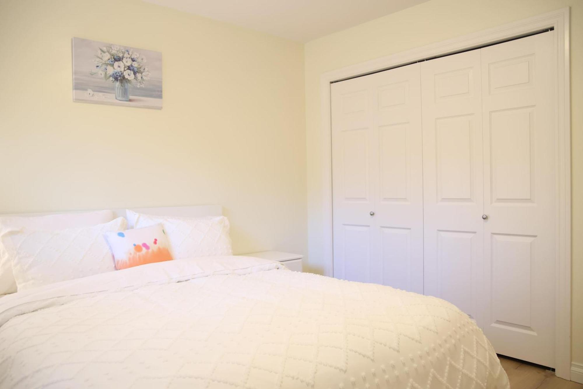 A Private Suite In Port Moody Εξωτερικό φωτογραφία