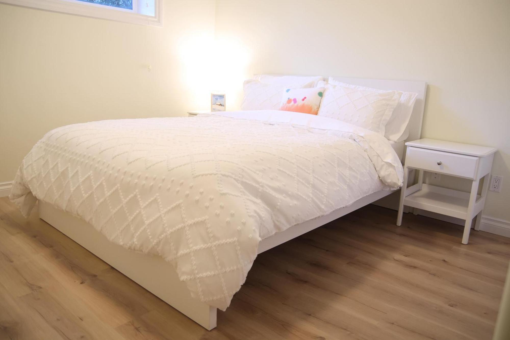 A Private Suite In Port Moody Εξωτερικό φωτογραφία