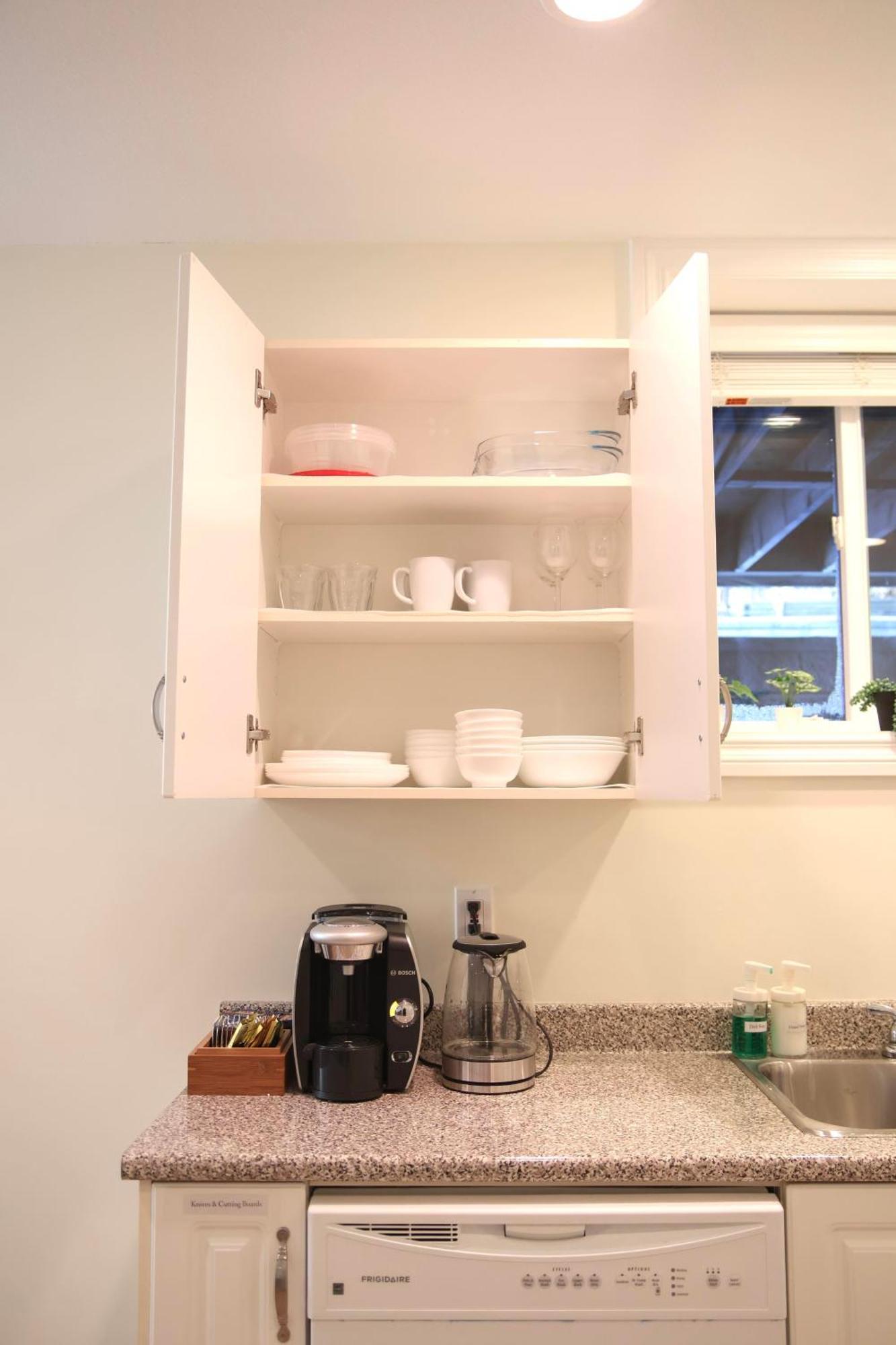 A Private Suite In Port Moody Εξωτερικό φωτογραφία