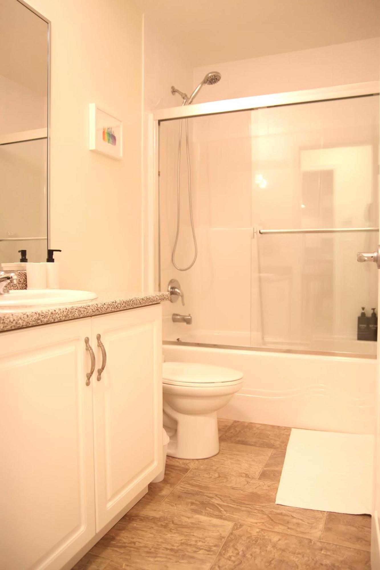 A Private Suite In Port Moody Εξωτερικό φωτογραφία